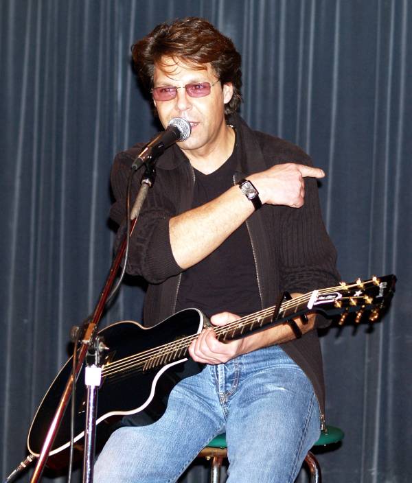 Kasim Sulton at The Tin Angel, Philadelphia - 3rd February 2006