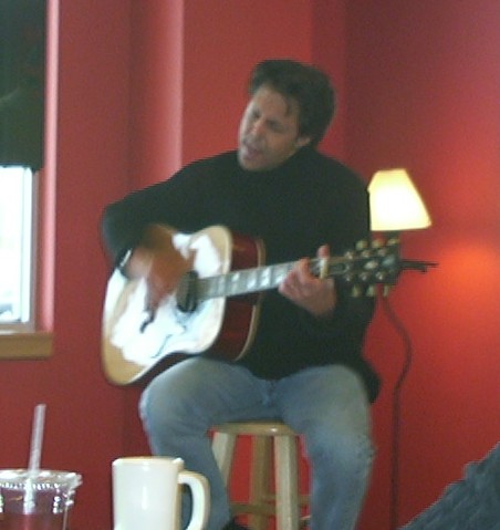 Kasim Sulton at Borders, Cleveland - 12/01/02, photo by David M. Driskell