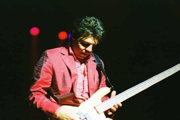 Kasim Sulton - photo by Gary Goveia