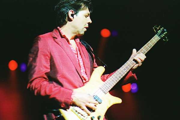 Kasim Sulton - photo by Gary Goveia