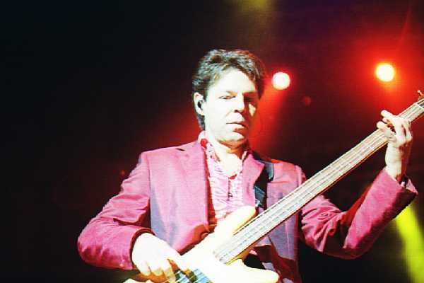 Kasim Sulton - photo by Gary Goveia