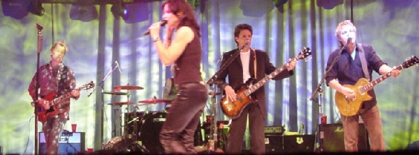 Kasim Sulton with Scandal at the Westbury Music Fair - 02/11/05