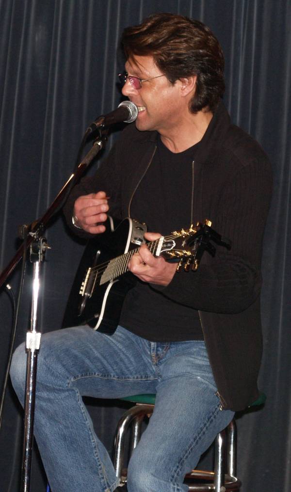 Kasim Sulton at The Tin Angel, Philadelphia - 3rd February 2006