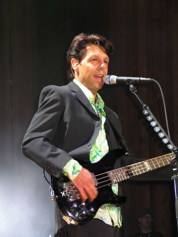 Kasim Sulton and The New Cars in Cuyahoga Falls, Ohio - photo by Michele Kotlarsky