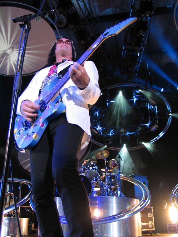 Kasim Sulton and The New Cars in Cuyahoga Falls, Ohio - photo by Michele Kotlarsky