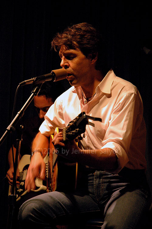 Kasim Sulton at The Tin Angel - 7/22/06, photo by Jennifer Salyer