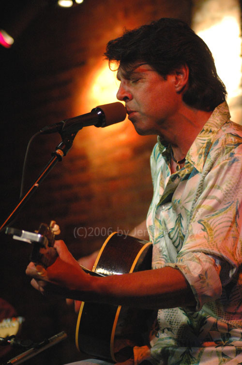 Kasim Sulton at The Bitter End - 7/15/06, photo by Jennifer Salyer