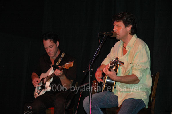 Kasim Sulton at The Saint - 7/29/06, photo by Jennifer Salyer