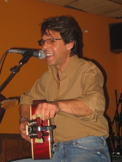 Kasim Sulton at The Beachland Ballroom, 8/29/06 - photo by John Kuhar & Laura Dems