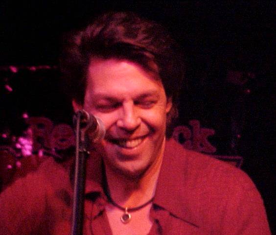 Kasim Sulton at The HandleBar, 8/24/06 - photo by Joe Lynch