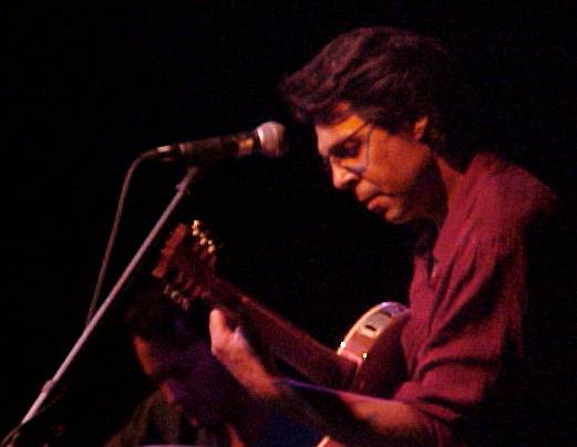 Kasim Sulton at The HandleBar, 8/24/06 - photo by Joe Lynch