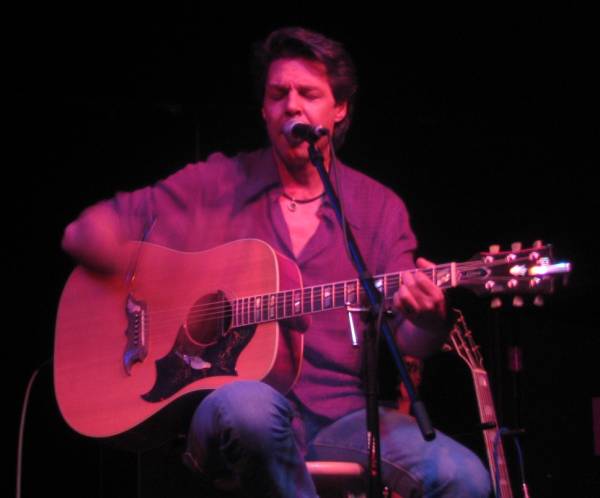 Kasim Sulton at The HandleBar, 8/24/06 - photo by Mark C. from Greenville, SC