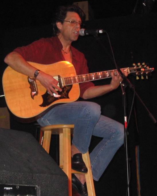 Kasim Sulton at The HandleBar, 8/24/06 - photo by Mark C. from Greenville, SC