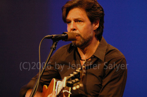 Kasim Sulton at The Opus Theater - 8/12/06, photo by Jennifer Salyer