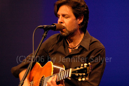 Kasim Sulton at The Opus Theater - 8/12/06, photo by Jennifer Salyer