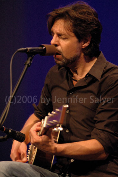 Kasim Sulton at The Opus Theater - 8/12/06, photo by Jennifer Salyer