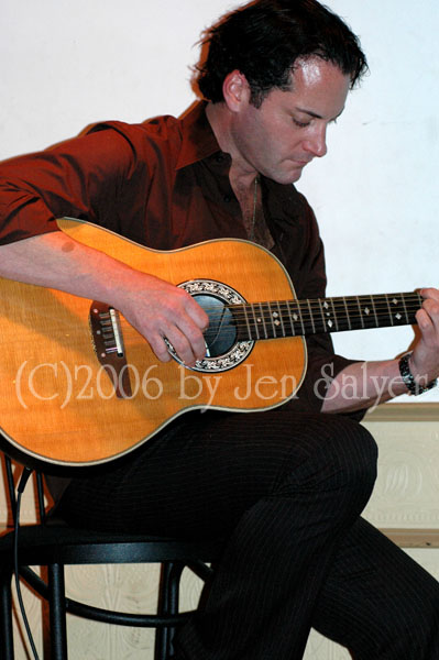 Kasim Sulton at The Van Dyck, Schenectady, NY, 9/02/06 - photo by Jennifer Salyer