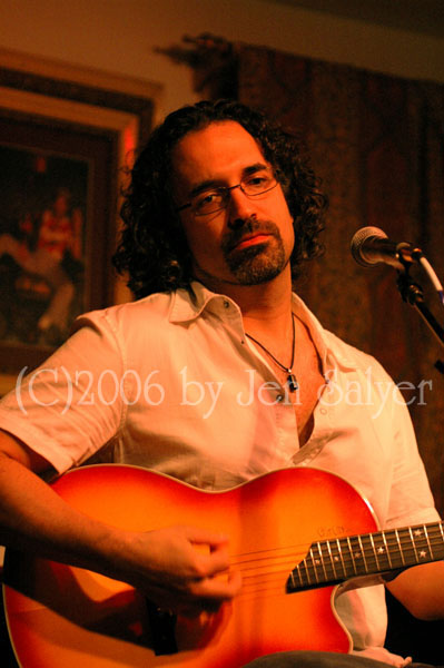 Kasim Sulton at The Van Dyck, Schenectady, NY, 9/02/06 - photo by Jennifer Salyer