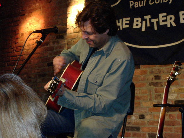 Kasim Sulton at The Bitter End, New York, NY, 9/29/06 - photo by Kris Awgul