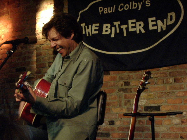 Kasim Sulton at The Bitter End, New York, NY, 9/29/06 - photo by Kris Awgul