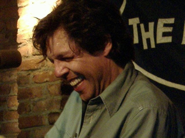 Kasim Sulton at The Bitter End, New York, NY, 9/29/06 - photo by Kris Awgul