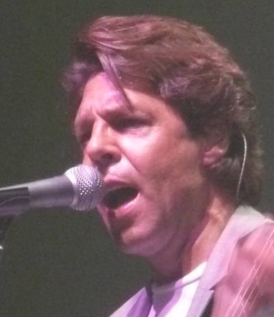 Kasim Sulton (with Meat Loaf) at the Ruth Eckerd Hall in Clearwater, Florida - 09/01/07