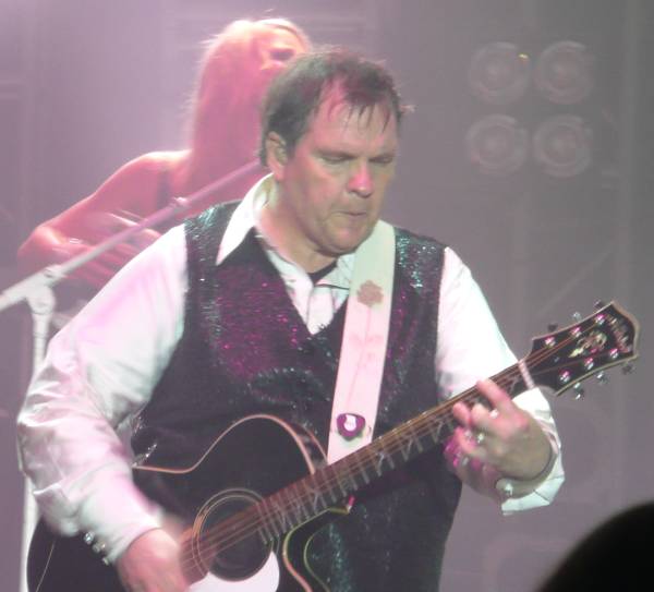 Kasim Sulton and Meat Loaf at Newcastle - 10/31/07