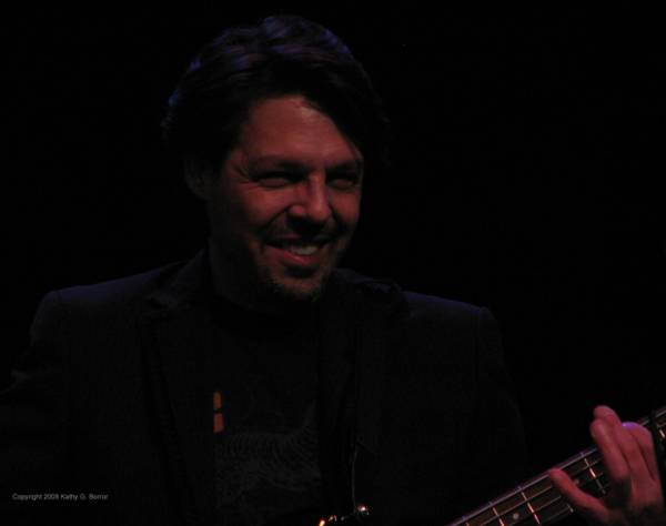 Kasim Sulton and Todd Rundgren at The Madison Theater, Covington, KY, 01/19/08 - photo by Kathy Borror