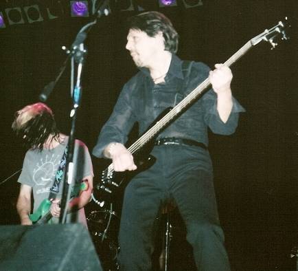 Kasim Sulton and Todd Rundgren at The Pabst Theater, Milwaukee, WI, 01/23/08 - photo by Chris Z