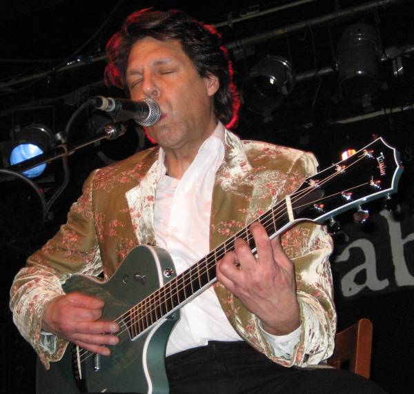 Kasim Sulton in Chicago, IL, 03/21/08 - photo by Whitney Burr