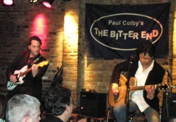 Kasim Sulton at The Bitter End, New York City, NY, 3/28/08 - photo by RMAC