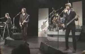 Kasim Sulton and Utopia singing Set Me Free