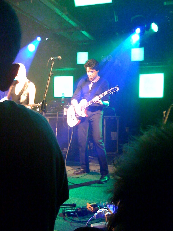 Kasim Sulton and Todd Rundgren at The Waterfront, Norwich, England, 11/22/08 - photo by RMAC