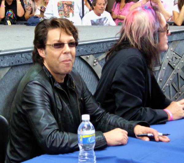 Kasim Sulton at the Rock'n'Roll Hall Of Fame, 09/07/09 - photo by Whitney Burr