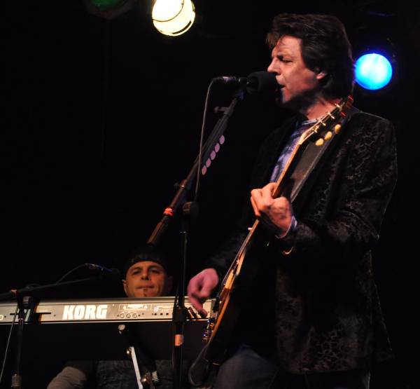 The Kasim Sulton Band at The Abbey Pub in Chicago, IL, 10/16/09 - photo by Whitney Burr