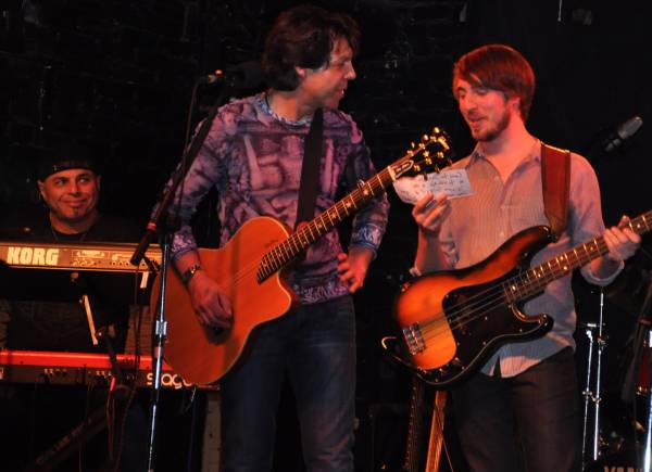 The Kasim Sulton Band at The Abbey Pub in Chicago, IL, 10/16/09 - photo by Whitney Burr