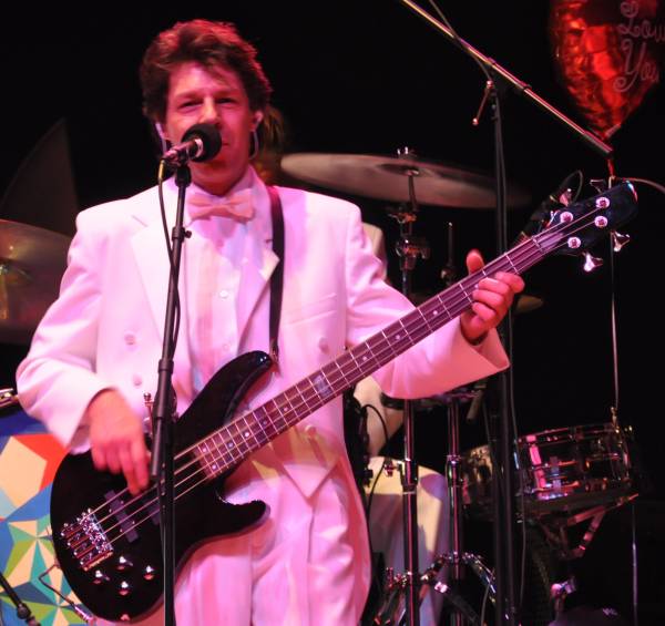 Kasim Sulton at the Todd Rundgren AWATS gig at the Orpheum Theatre, Los Angeles, CA, 12/04/09 - photo by Whitney Burr