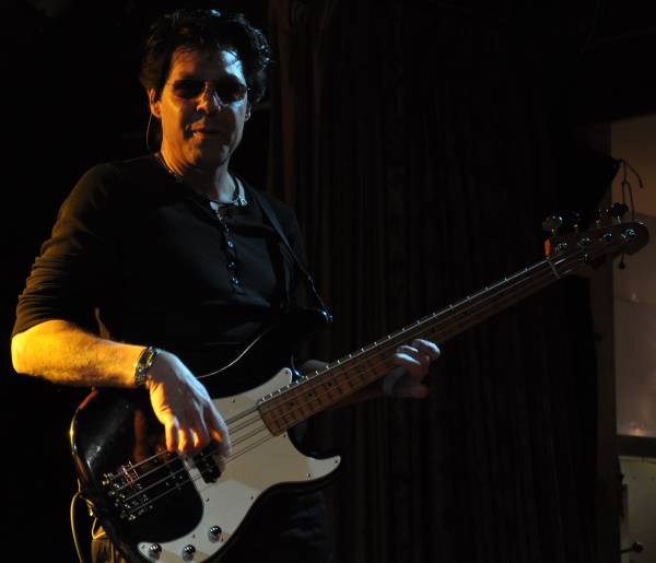 Kasim Sulton in Loncolnshire, IL, 04/16/10 - photo by Whitney Burr