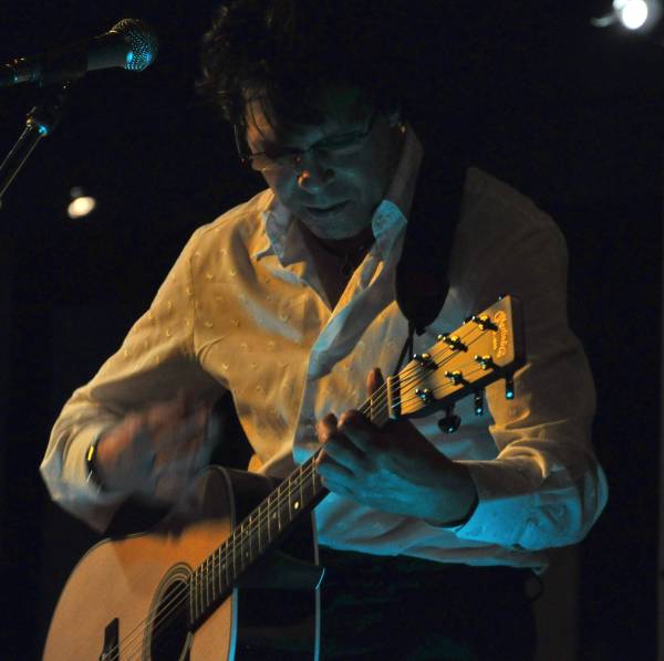 Kasim Sulton at Eve Lounge, The B.O.B., Grand Rapids, MI, 05/22/10 - photo by Whitney Burr