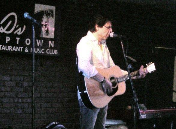 Kasim Sulton Johnny D's, Somerville, MA, 05/25/10 - photo by Eddie Goicuria