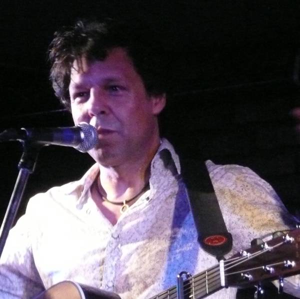 Kasim Sulton in Somerville, MA - 05/25/10