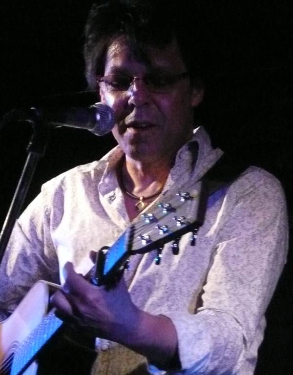 Kasim Sulton at Johnny D's, Somerville, MA - 05/25/10