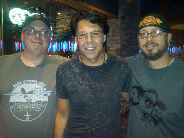 Kasim Sulton with Jeff and Jamie - photo by Jeff Gauss, 05/19/12