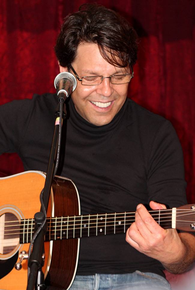 Kasim Sulton solo gig at The Record Collector, Bordentown, NJ, 11/17/2012 - photo by Gary Goat Goveia