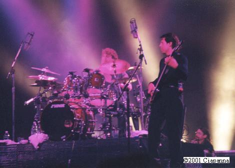 Kasim Sulton at Caesar's, Atlantic City, NJ, 9/08/01 - photo by Frank Ciapanna