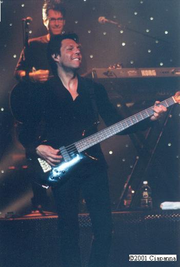 Kasim Sulton at Caesar's, Atlantic City, NJ, 9/08/01 - photo by Frank Ciapanna