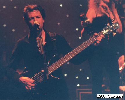 Kasim Sulton at Caesar's, Atlantic City, NJ, 9/08/01 - photo by Frank Ciapanna