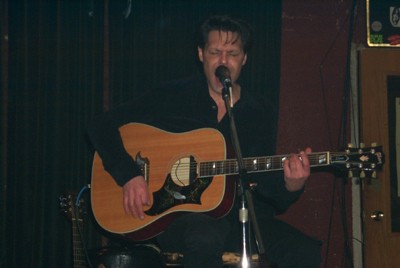 Kasim Sulton at Old Miami, Detroit, 02/09/02