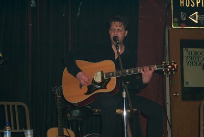 Kasim Sulton at Old Miami, Detroit, 02/09/02