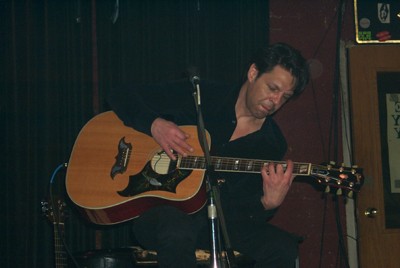 Kasim Sulton at Old Miami, Detroit, 02/09/02